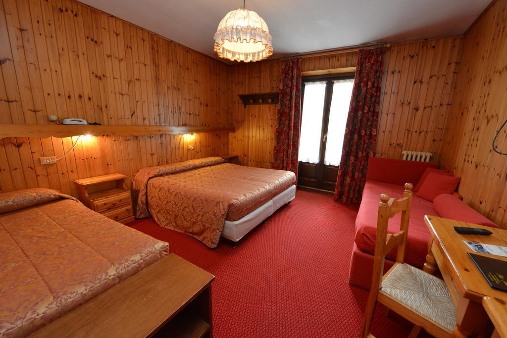 Petit Hotel Cogne Exterior foto
