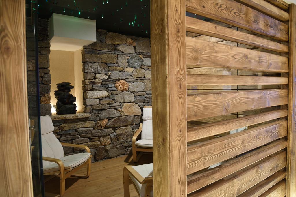 Petit Hotel Cogne Exterior foto